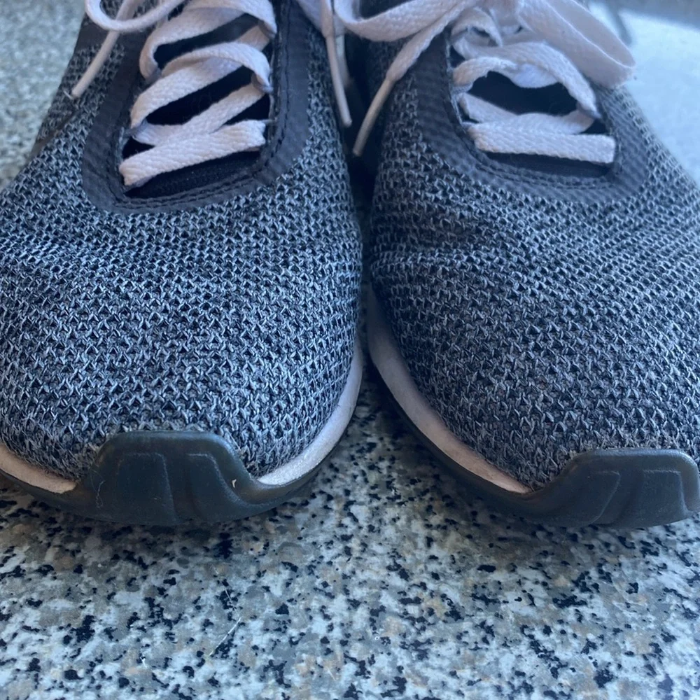 Men's Nike - Picture 2 of 9